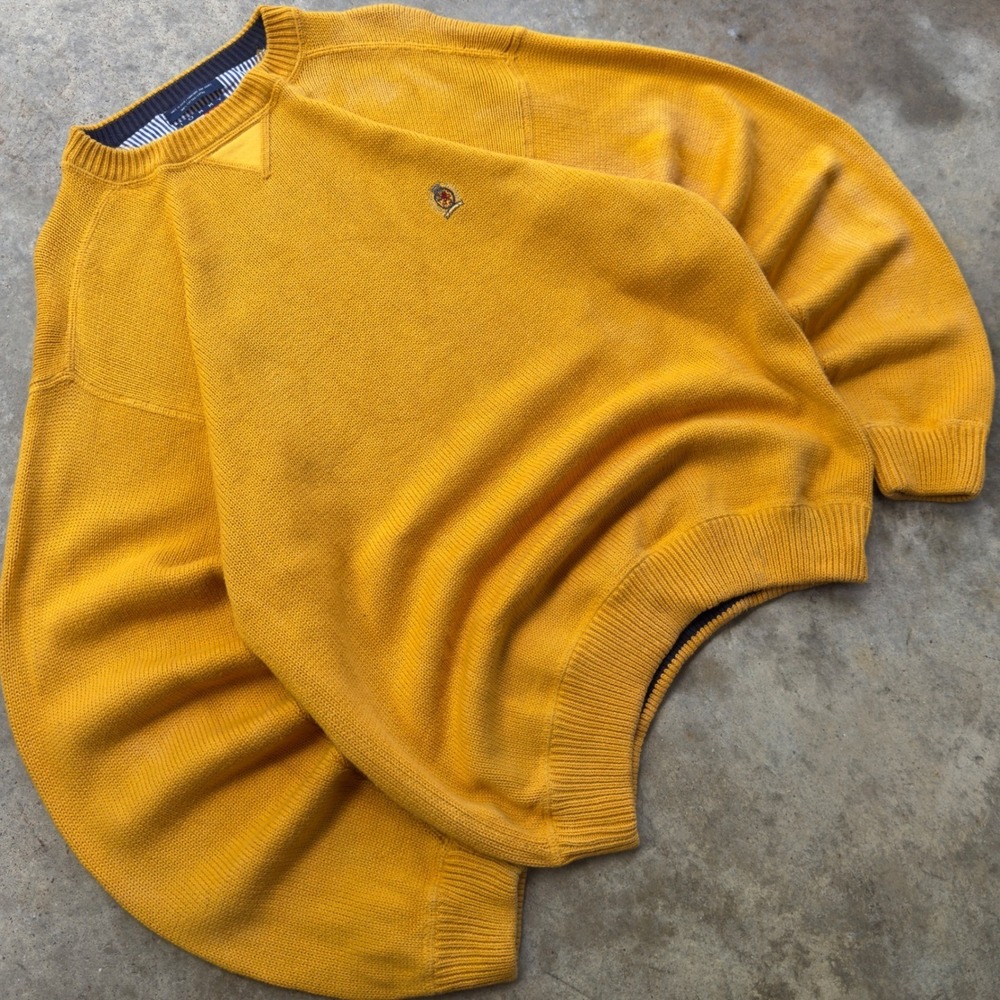 Vintage 90s Tommy Hilfiger Knit Sweater Crest Logo Yellow Preppy Mens L d12